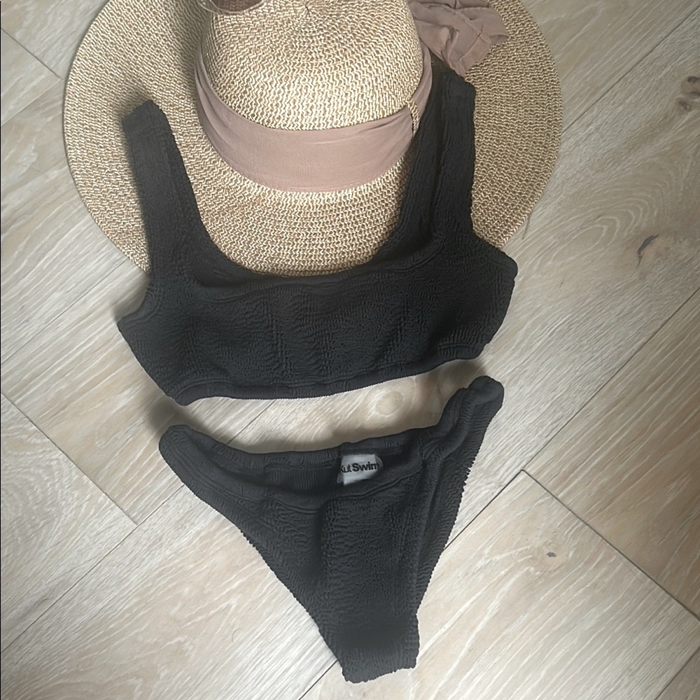 Kut Swim Stretchy Chic Crinkle Stretch Black Square Neck Bikini Set